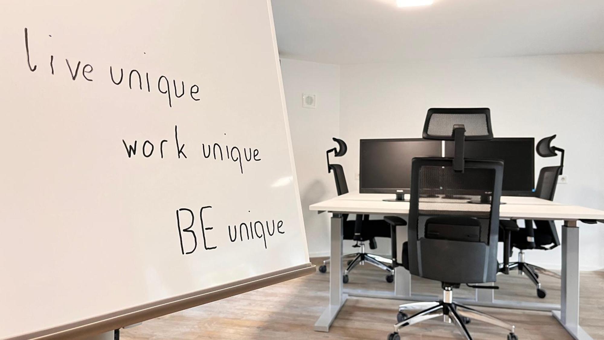 Lifestyle I Business I Netzwerken I Fitness - Einzelzimmer 아우크스부르크 외부 사진
